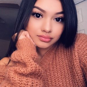 Meet your Posher, Beverly